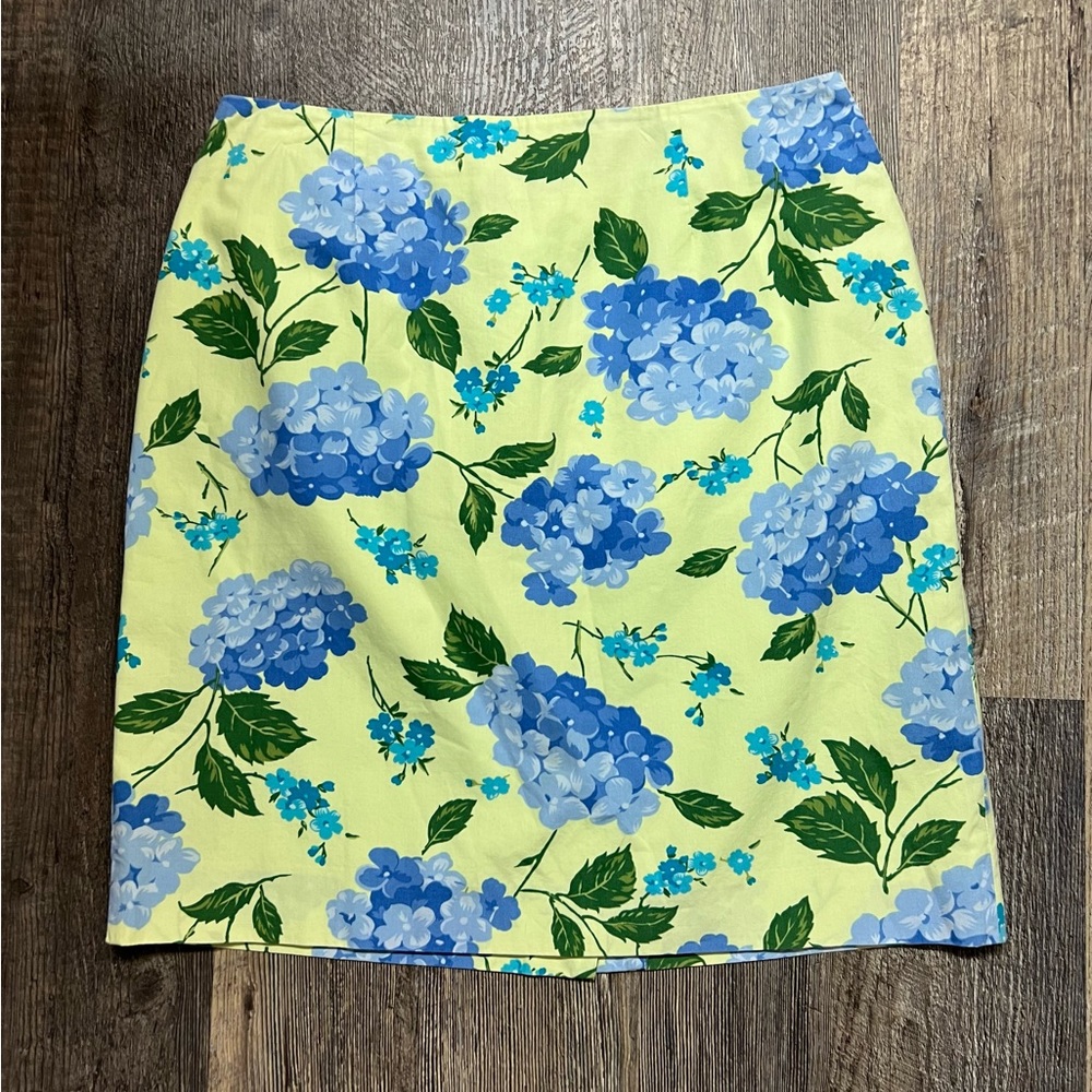 Ladies 10 Petite Talbots Floral Skirt